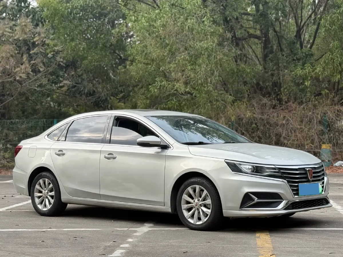 2017 Roewe i6 1.0T 125HP L3 2AT PHEV,autocango,china used car exporter,china ev exporter,chinese used car exporter,chinese used ev exporter