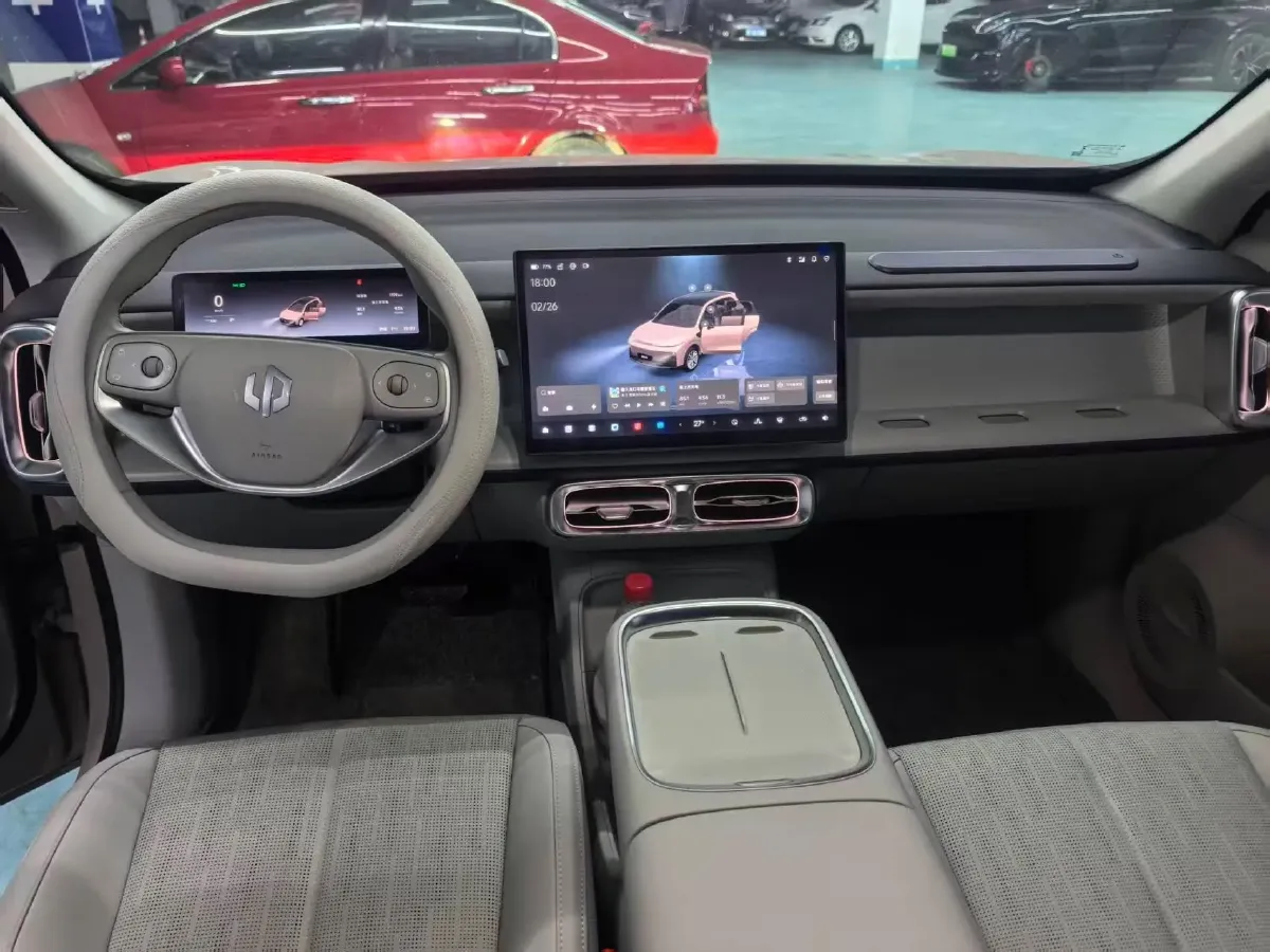 2025 Leapmotor B10 BEV 67.1KWH,autocango,china used car exporter,china ev exporter,chinese used car exporter,chinese used ev exporter