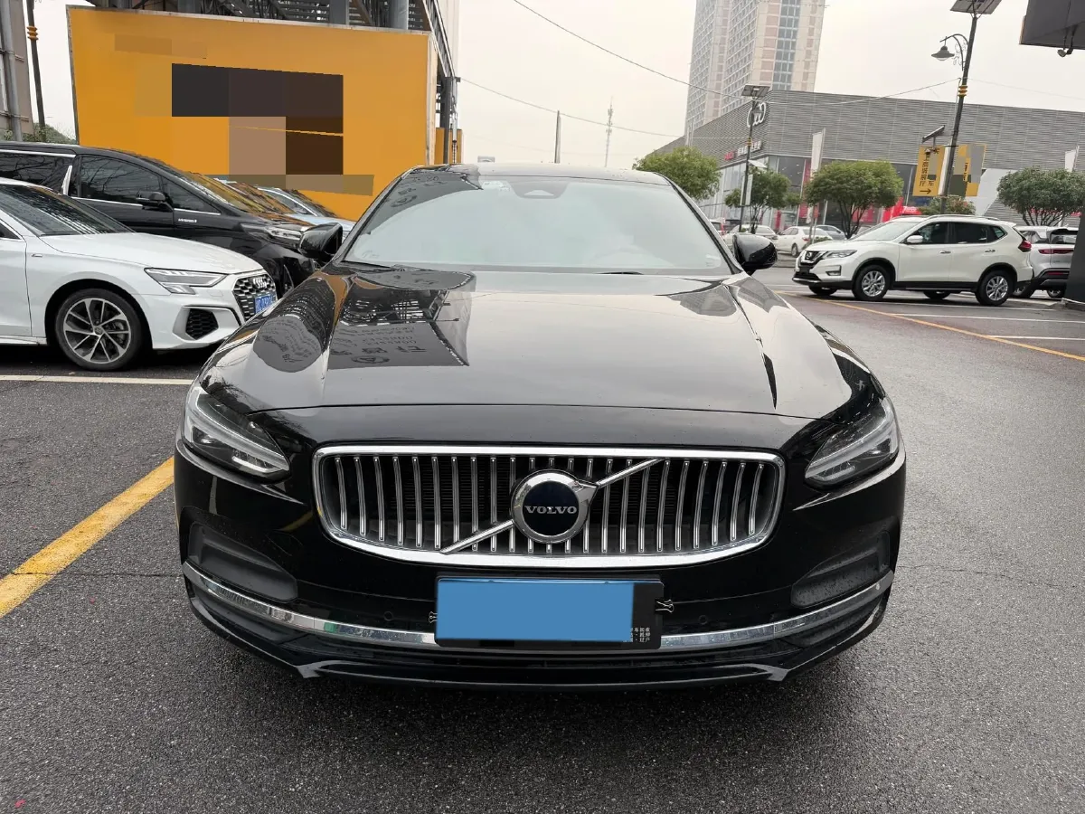 2023 Volvo S90 2.0T 250HP L4 8AT,autocango,china used car exporter,china ev exporter,chinese used car exporter,chinese used ev exporter