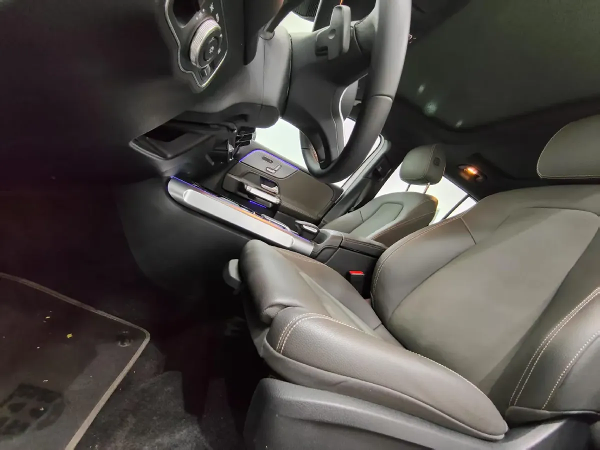 2022 Mercedes-Benz EQB Class BEV 73.5KWH,autocango,china used car exporter,china ev exporter,chinese used car exporter,chinese used ev exporter