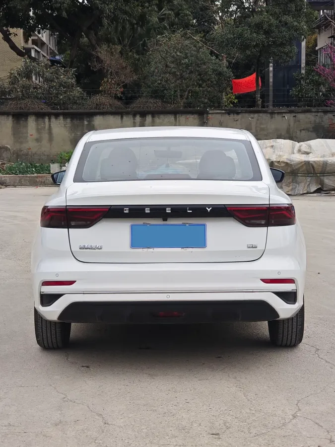 2025 Geely Emgrand 1.5L 127HP L4 CVT,autocango,china used car exporter,china ev exporter,chinese used car exporter,chinese used ev exporter