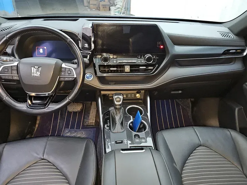 2022 Toyota Crown Kluger 2.5L 192HP L4 E-CVT Hybrid,autocango,china used car exporter,china ev exporter,chinese used car exporter,chinese used ev exporter