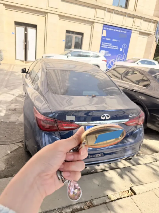 2021 Infiniti Q50L 2.0T 211HP L4 7AT,autocango,china used car exporter,china ev exporter,chinese used car exporter,chinese used ev exporter