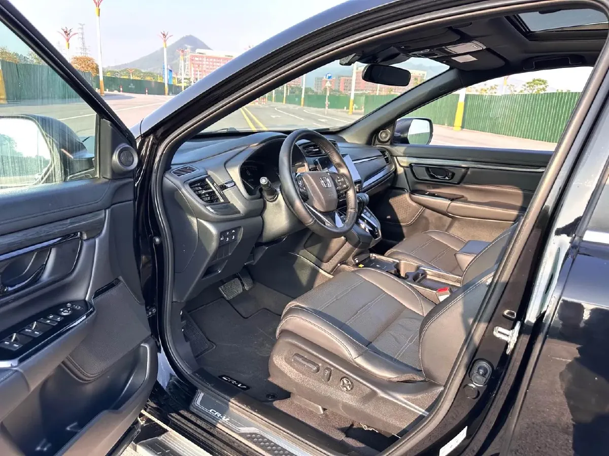 2021 Honda CR-V 1.5T 193HP L4 CVT,autocango,china used car exporter,china ev exporter,chinese used car exporter,chinese used ev exporter