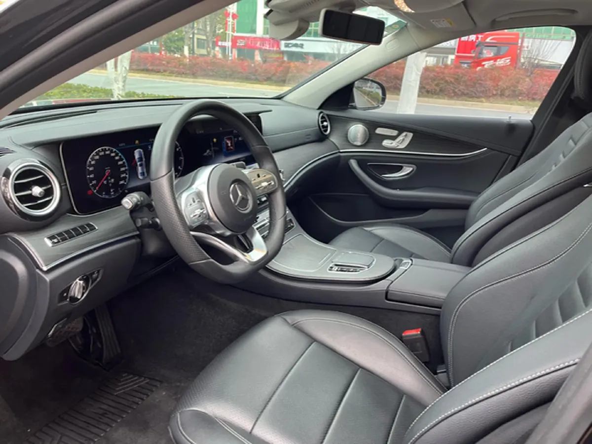 2020 Mercedes-Benz E Class 2.0T 258HP L4 9AT,autocango,china used car exporter,china ev exporter,chinese used car exporter,chinese used ev exporter