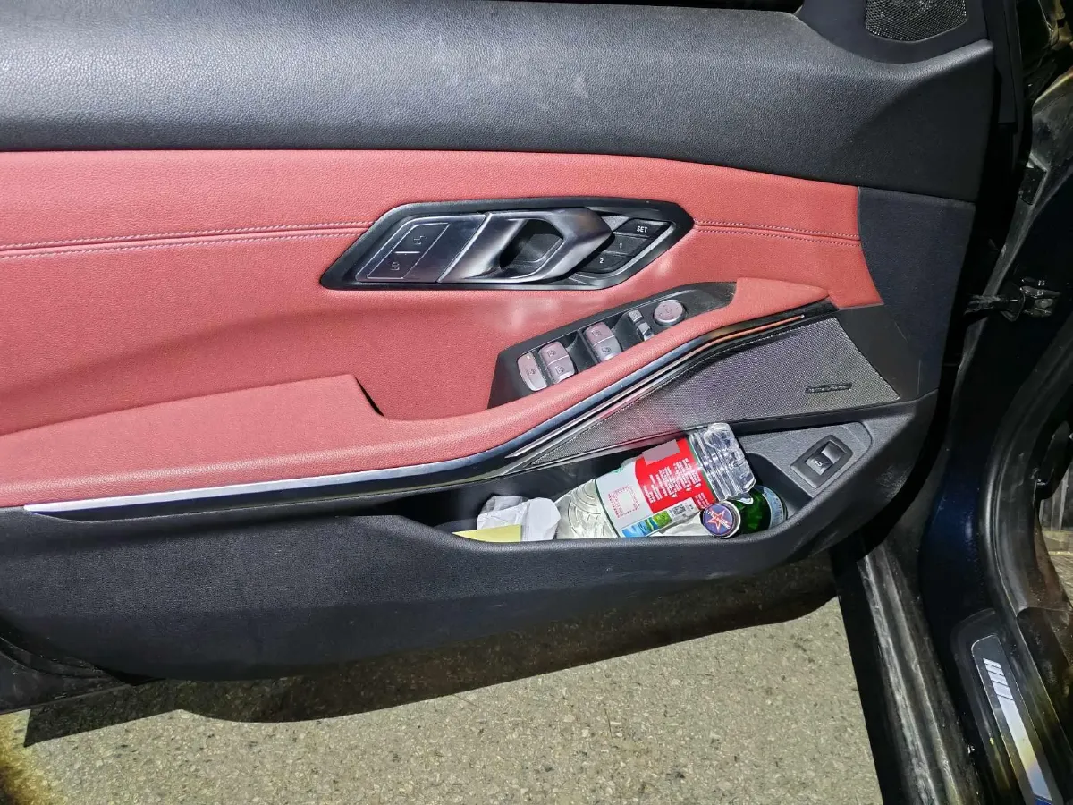 2021 BMW 3 Series 2.0T 184HP L4 8AT,autocango,china used car exporter,china ev exporter,chinese used car exporter,chinese used ev exporter