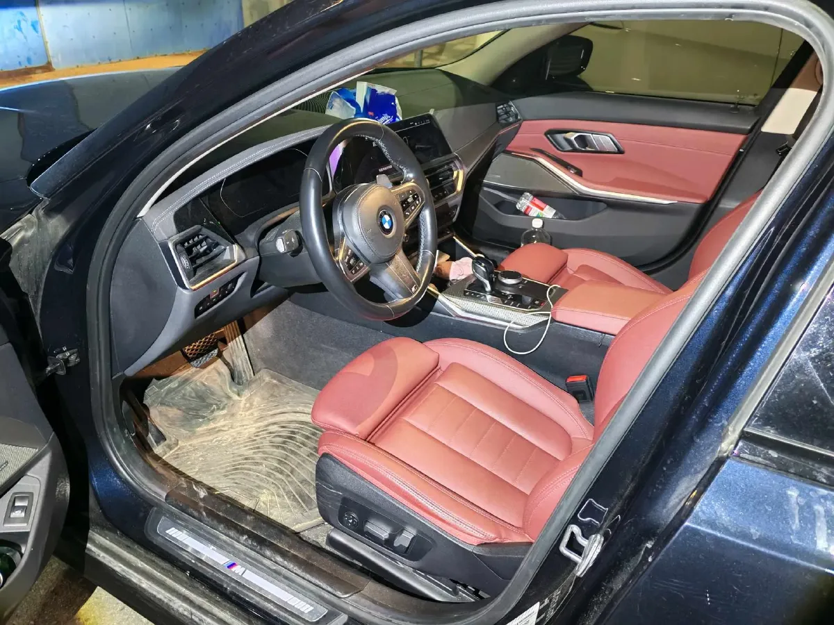 2021 BMW 3 Series 2.0T 184HP L4 8AT,autocango,china used car exporter,china ev exporter,chinese used car exporter,chinese used ev exporter