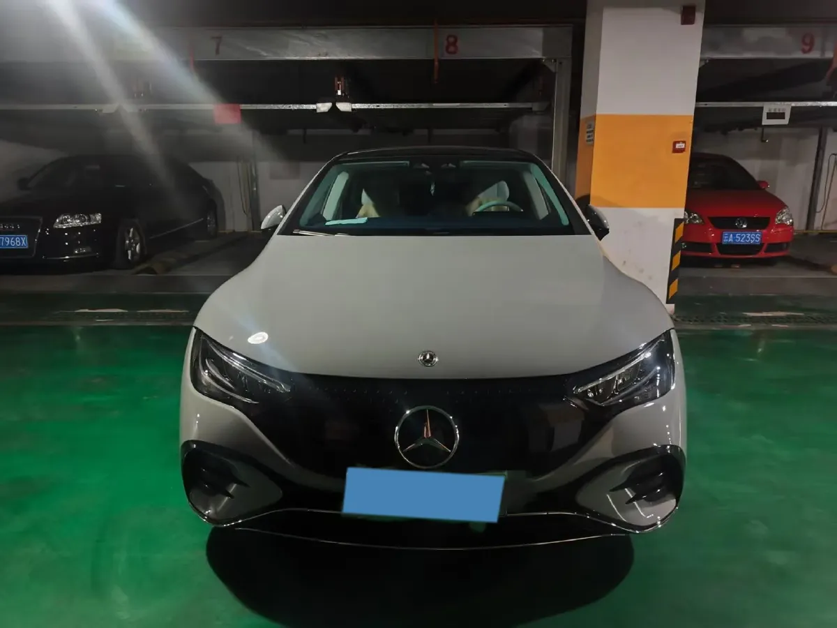 2022 Mercedes-Benz EQE Class BEV 96.1KWH,autocango,china used car exporter,china ev exporter,chinese used car exporter,chinese used ev exporter