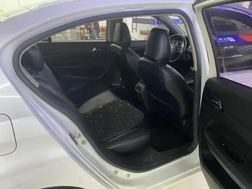 2018 Peugeot 408 1.6T 167HP L4 6AT,autocango,china used car exporter,china ev exporter,chinese used car exporter,chinese used ev exporter