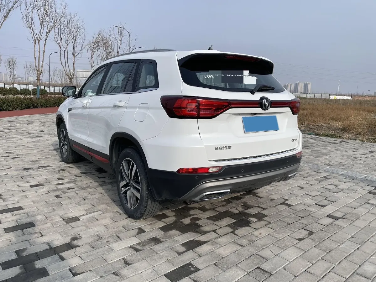 2022 ChangAn CS75 1.5T 180HP L4 7DCT,autocango,china used car exporter,china ev exporter,chinese used car exporter,chinese used ev exporter