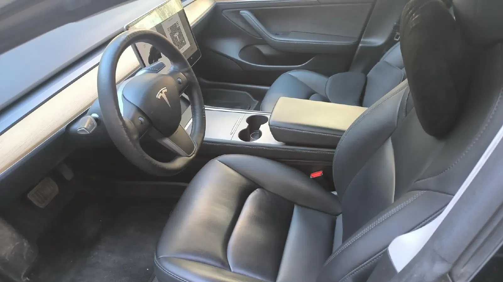 2021 Tesla Model 3 BEV 55KWH,autocango,china used car exporter,china ev exporter,chinese used car exporter,chinese used ev exporter