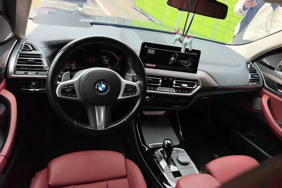 2022 BMW X3 2.0T 252HP L4 8AT,autocango,china used car exporter,china ev exporter,chinese used car exporter,chinese used ev exporter