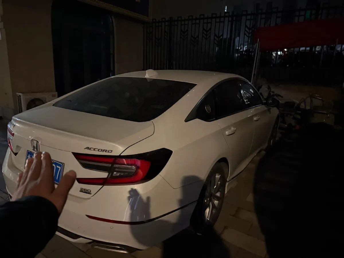 2022 Honda Accord 1.5T 194HP L4 CVT,autocango,china used car exporter,china ev exporter,chinese used car exporter,chinese used ev exporter