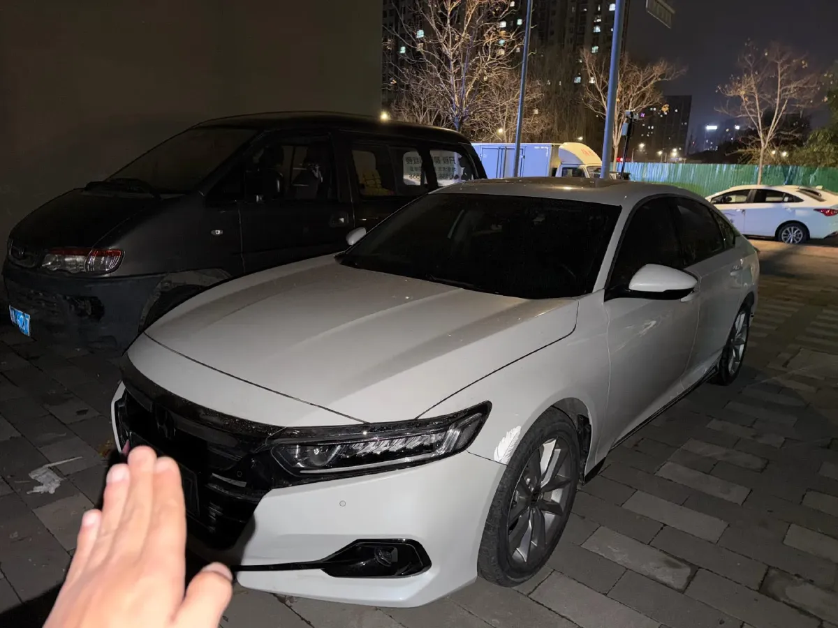 2022 Honda Accord 1.5T 194HP L4 CVT,autocango,china used car exporter,china ev exporter,chinese used car exporter,chinese used ev exporter