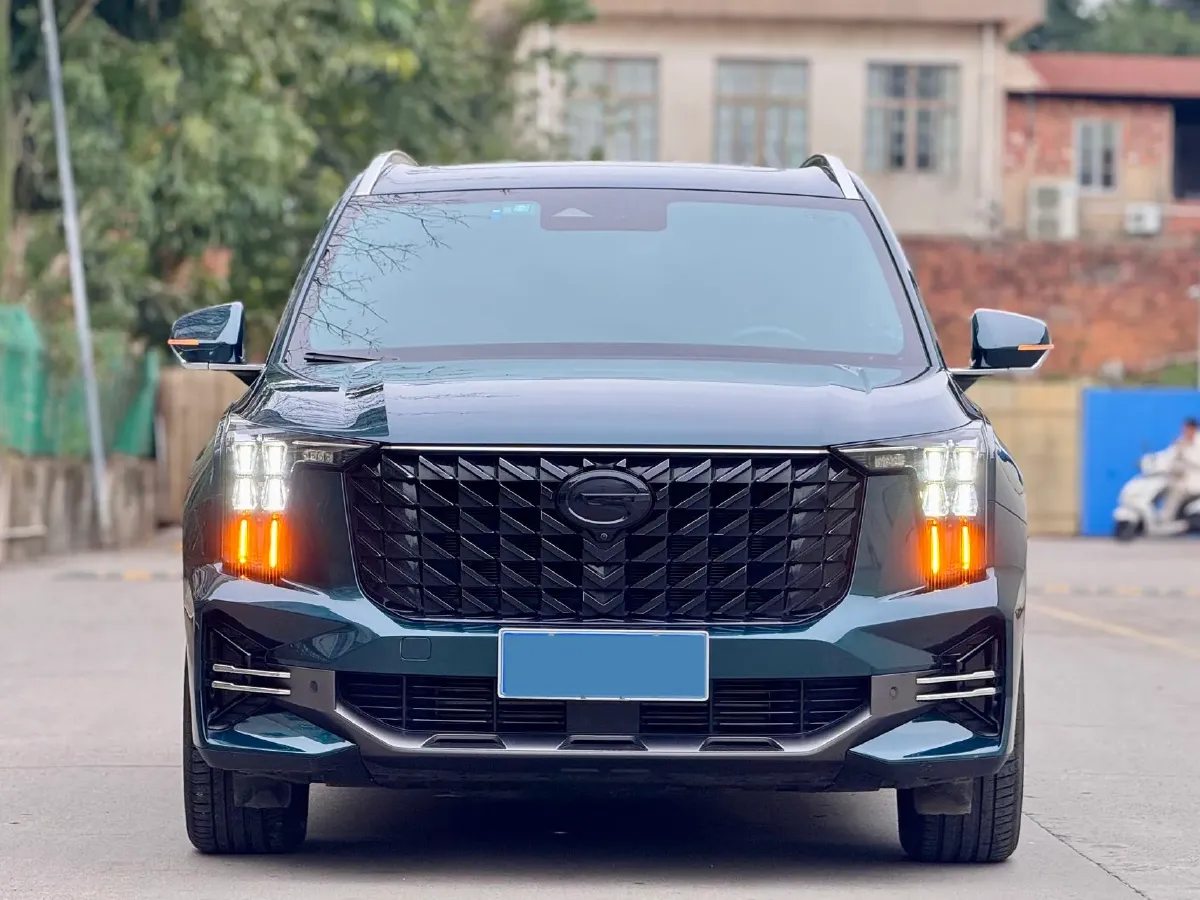 2022 GAC Trumpchi GS8 2.0T 252HP L4 8AT,autocango,china used car exporter,china ev exporter,chinese used car exporter,chinese used ev exporter