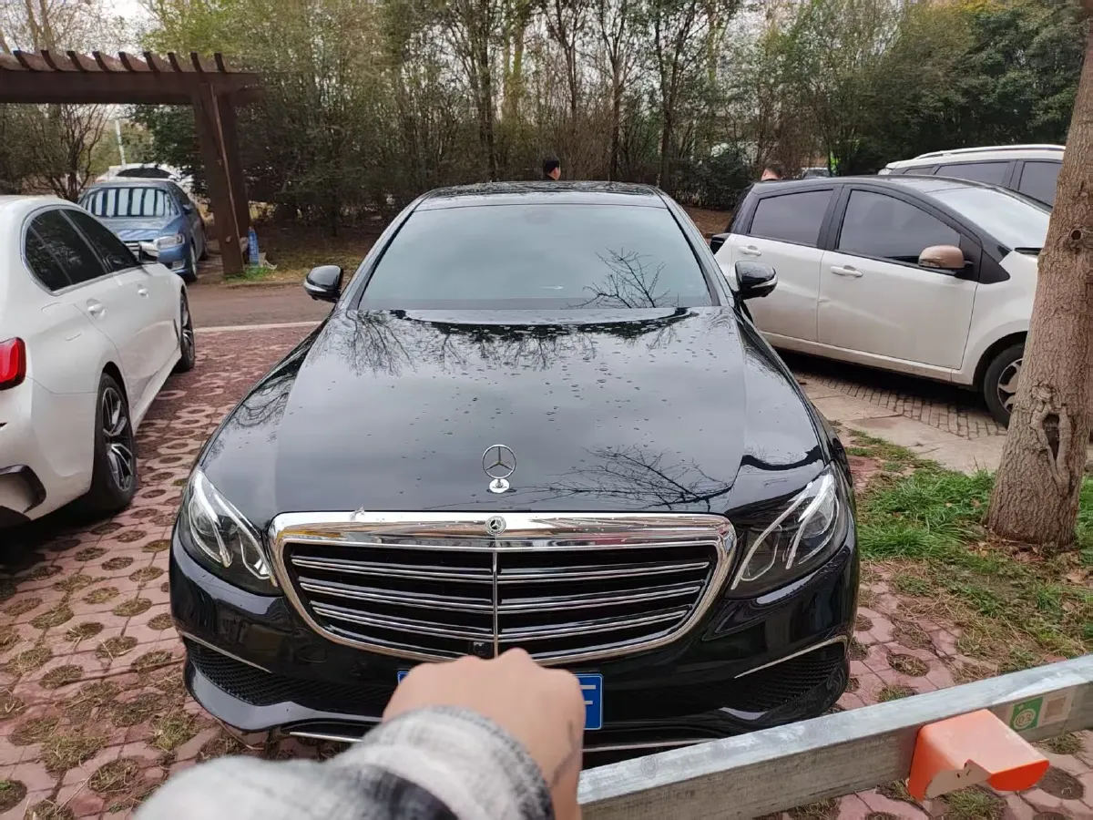 2020 Mercedes-Benz E Class 2.0T 258HP L4 9AT,autocango,china used car exporter,china ev exporter,chinese used car exporter,chinese used ev exporter