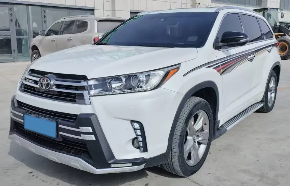2021 Toyota Highlander 2.0T 220HP L4 6AT,autocango,china used car exporter,china ev exporter,chinese used car exporter,chinese used ev exporter