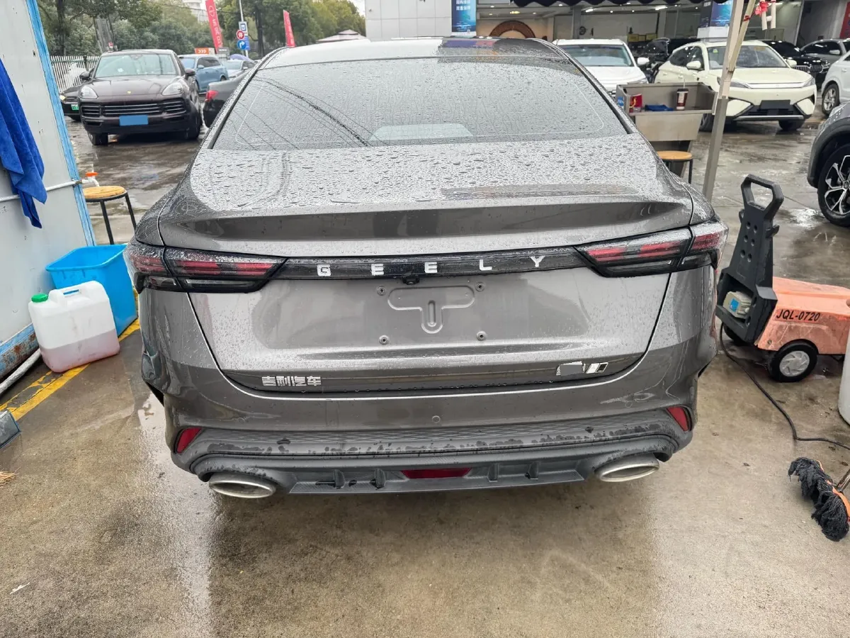 2022 Geely Binray 1.5T 181HP L4 7DCT,autocango,china used car exporter,china ev exporter,chinese used car exporter,chinese used ev exporter