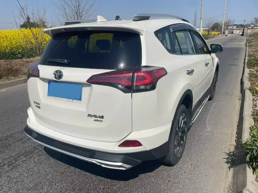 2018 Isuzu Mu-X 1.9T 163HP L4 6AT,autocango,china used car exporter,china ev exporter,chinese used car exporter,chinese used ev exporter