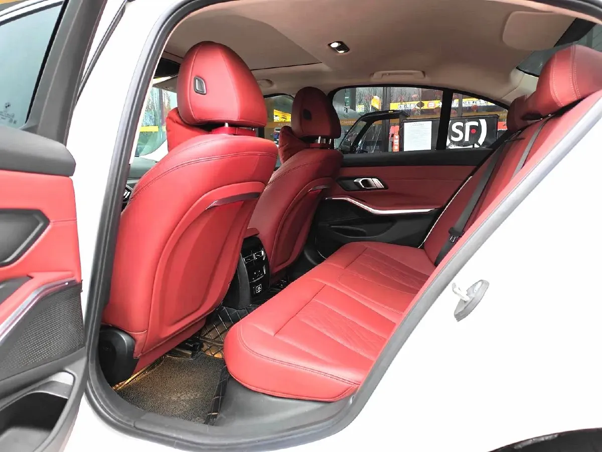 2024 BMW 3 Series 2.0T 184HP L4 8AT,autocango,china used car exporter,china ev exporter,chinese used car exporter,chinese used ev exporter