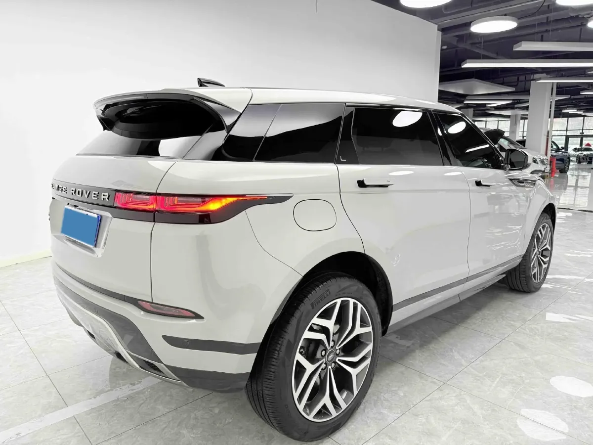 2022 Land Rover Range Rover Evoque 2.0T 249HP L4 9AT,autocango,china used car exporter,china ev exporter,chinese used car exporter,chinese used ev exporter