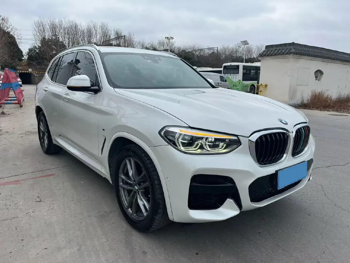 2021 BMW X3 2.0T 184HP L4 8AT,autocango,china used car exporter,china ev exporter,chinese used car exporter,chinese used ev exporter