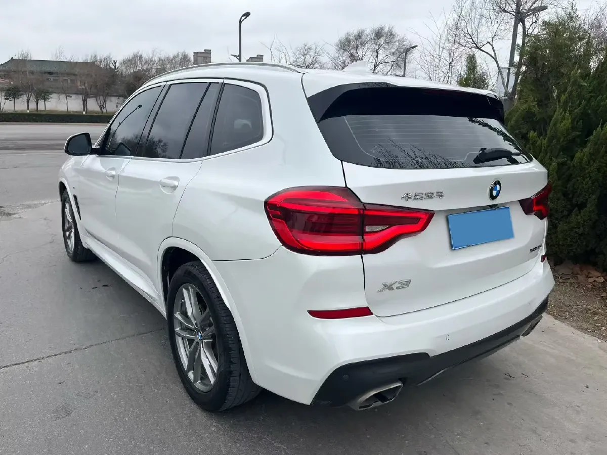 2021 BMW X3 2.0T 184HP L4 8AT,autocango,china used car exporter,china ev exporter,chinese used car exporter,chinese used ev exporter