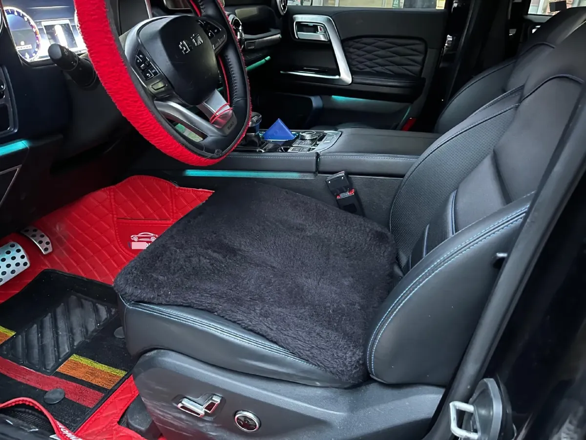 2020 Beijing BJ40 2.0T 224HP L4 8AT,autocango,china used car exporter,china ev exporter,chinese used car exporter,chinese used ev exporter