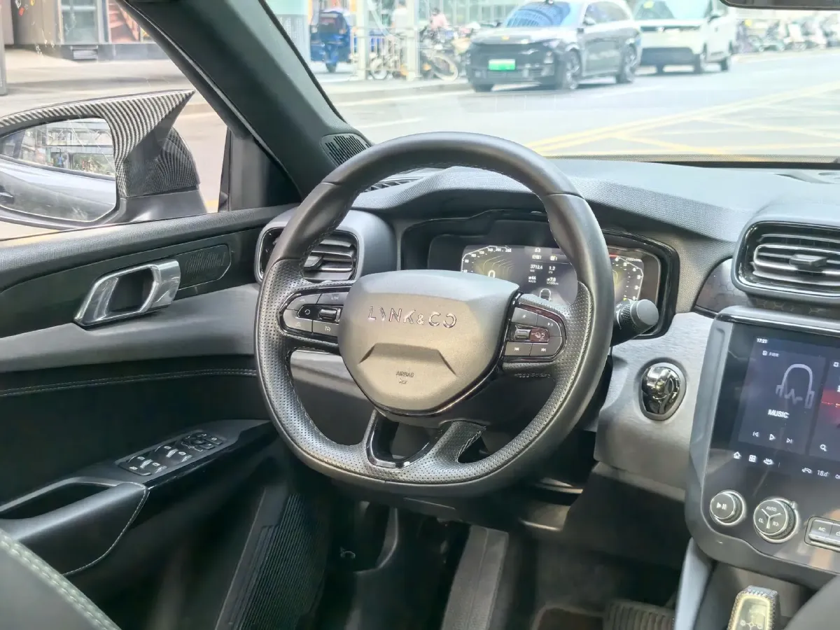 2022 LYNK&CO 03 2.0T 190HP L4 7DCT,autocango,china used car exporter,china ev exporter,chinese used car exporter,chinese used ev exporter