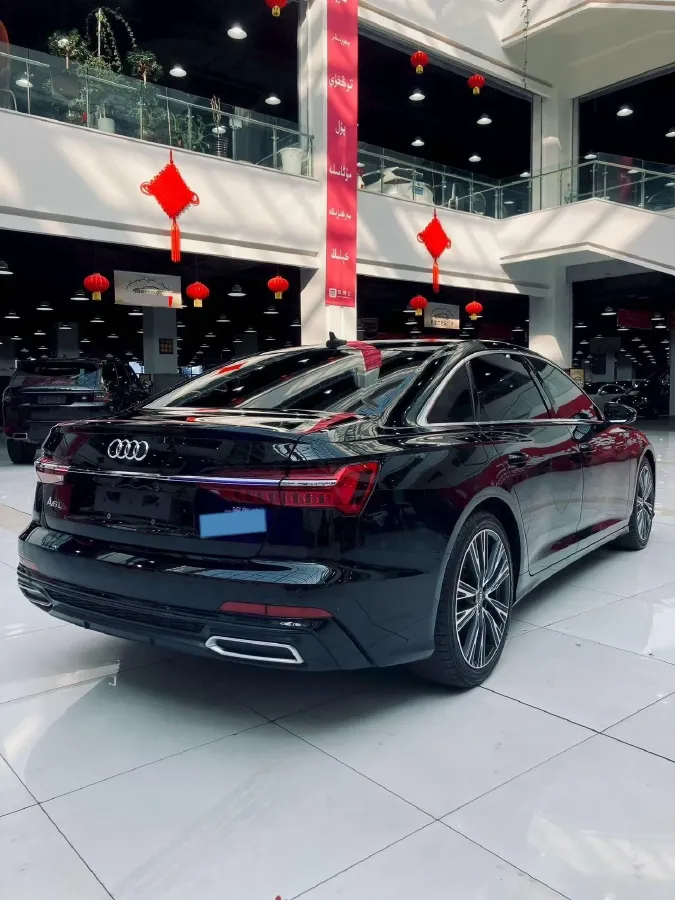 2021 Audi A6L 2.0T 224HP L4 7DCT,autocango,china used car exporter,china ev exporter,chinese used car exporter,chinese used ev exporter