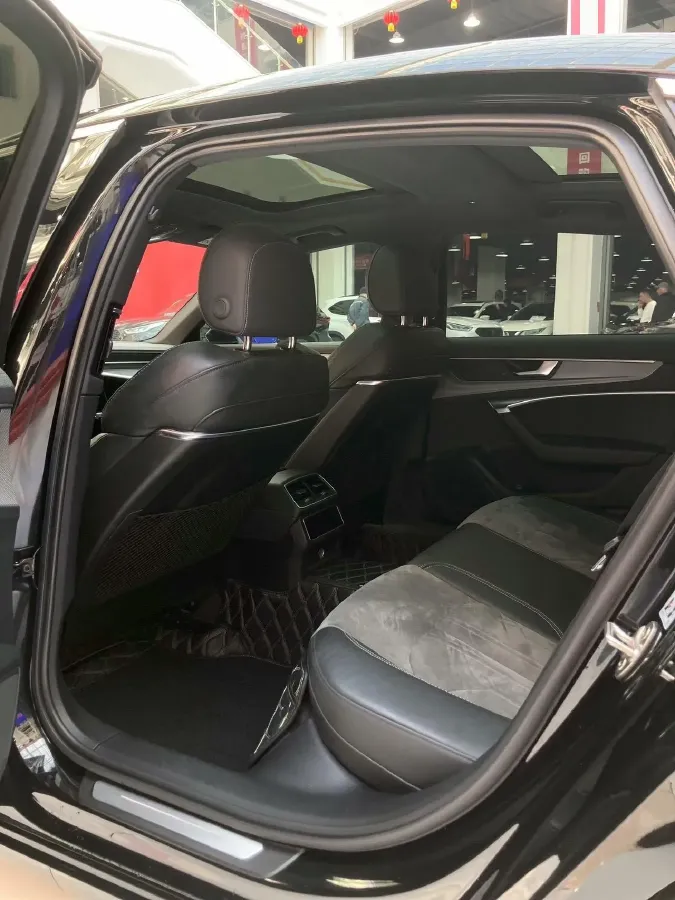 2021 Audi A6L 2.0T 224HP L4 7DCT,autocango,china used car exporter,china ev exporter,chinese used car exporter,chinese used ev exporter