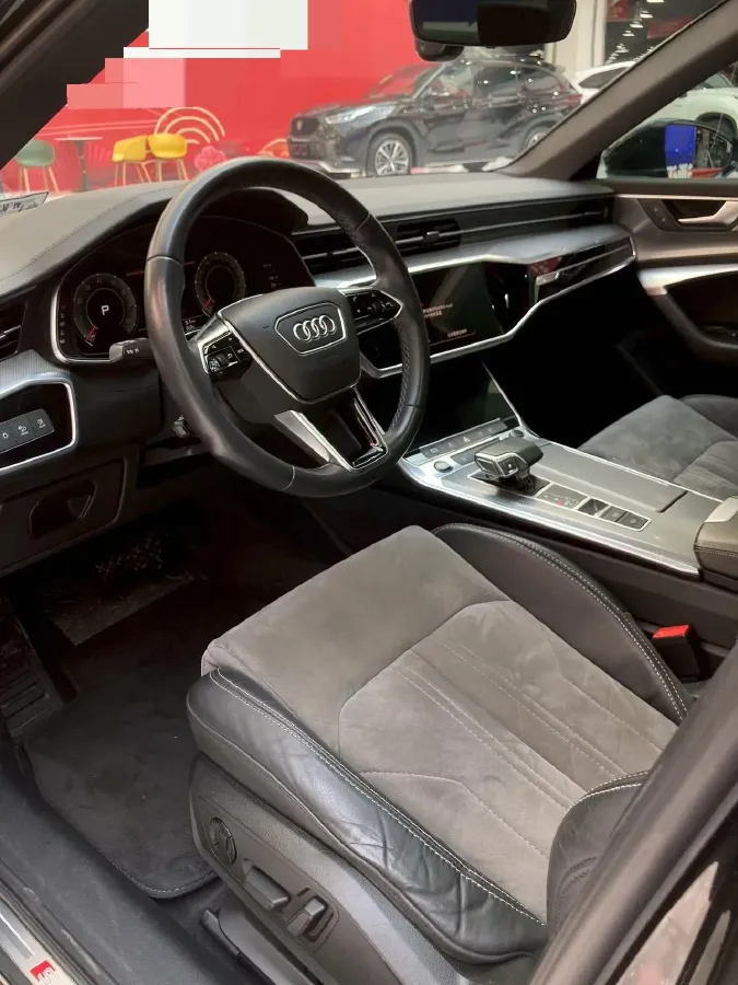 2021 Audi A6L 2.0T 224HP L4 7DCT,autocango,china used car exporter,china ev exporter,chinese used car exporter,chinese used ev exporter