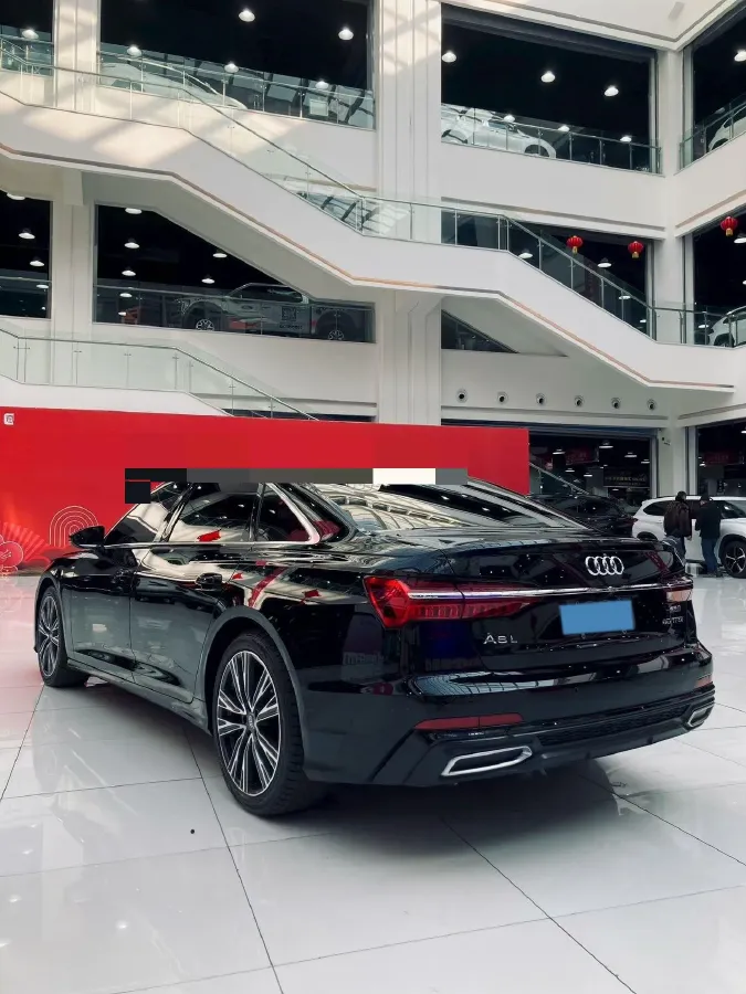 2021 Audi A6L 2.0T 224HP L4 7DCT,autocango,china used car exporter,china ev exporter,chinese used car exporter,chinese used ev exporter