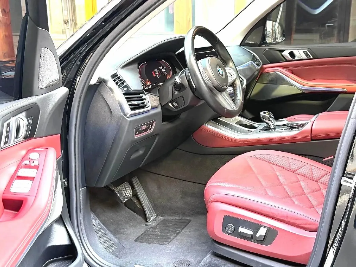 2022 BMW X5 2.0T 245HP L4 8AT,autocango,china used car exporter,china ev exporter,chinese used car exporter,chinese used ev exporter