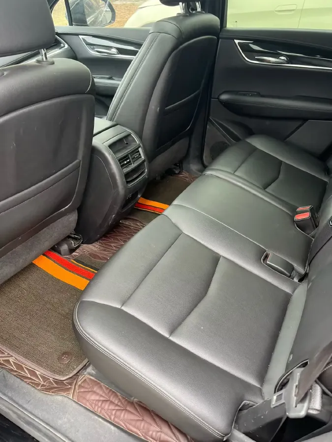 2021 Cadillac XT5 2.0T 237HP L4 9AT,autocango,china used car exporter,china ev exporter,chinese used car exporter,chinese used ev exporter