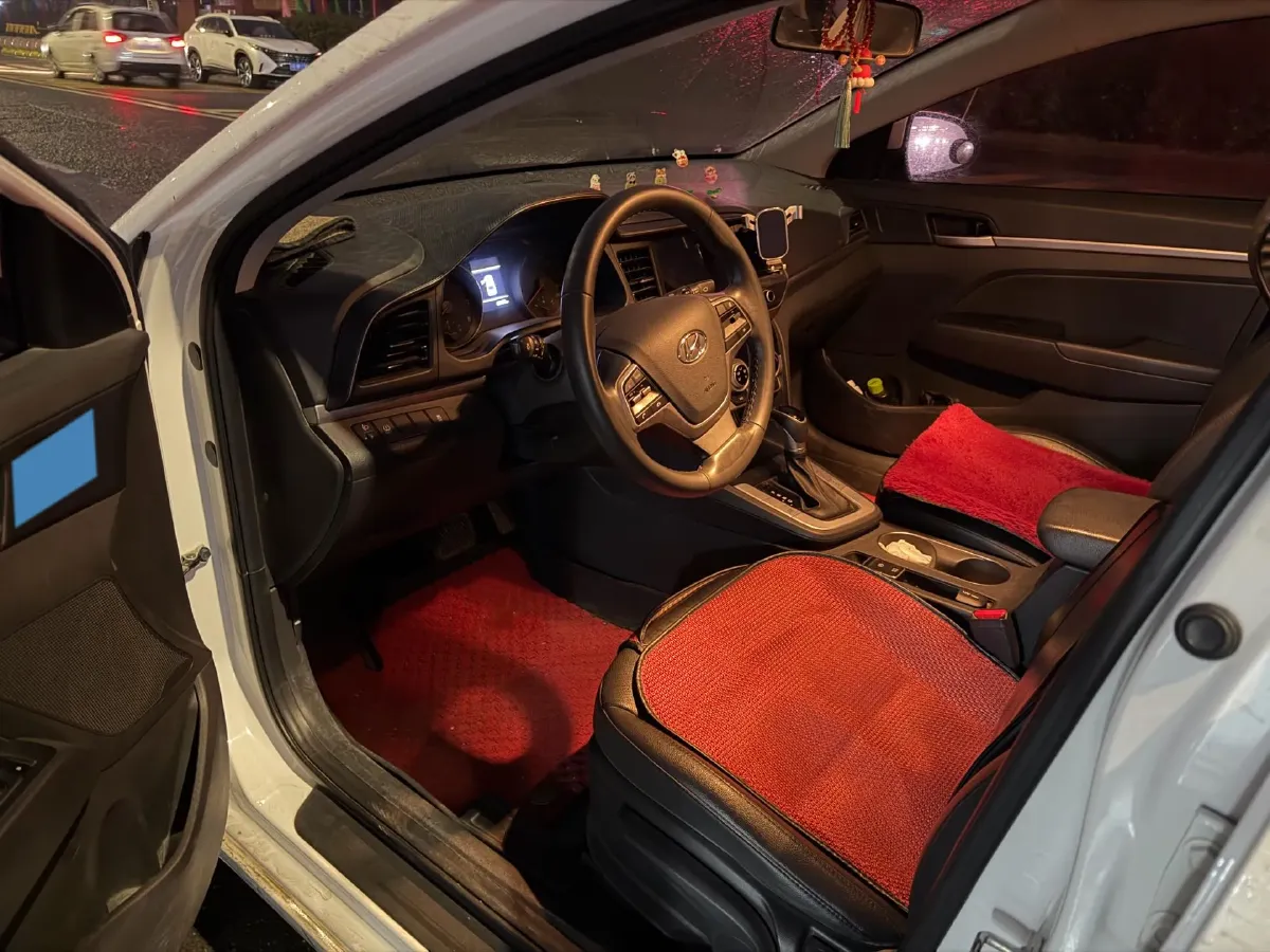 2019 Hyundai Elantra 1.5L 115HP L4 CVT,autocango,china used car exporter,china ev exporter,chinese used car exporter,chinese used ev exporter