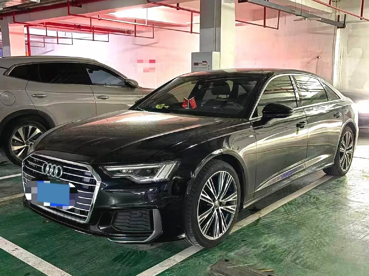 2021 Audi A6L 2.0T 224HP L4 7DCT,autocango,china used car exporter,china ev exporter,chinese used car exporter,chinese used ev exporter