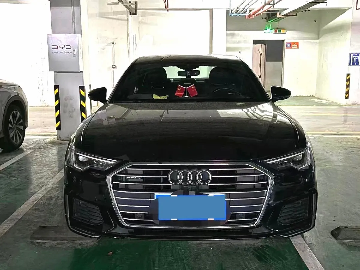 2021 Audi A6L 2.0T 224HP L4 7DCT,autocango,china used car exporter,china ev exporter,chinese used car exporter,chinese used ev exporter