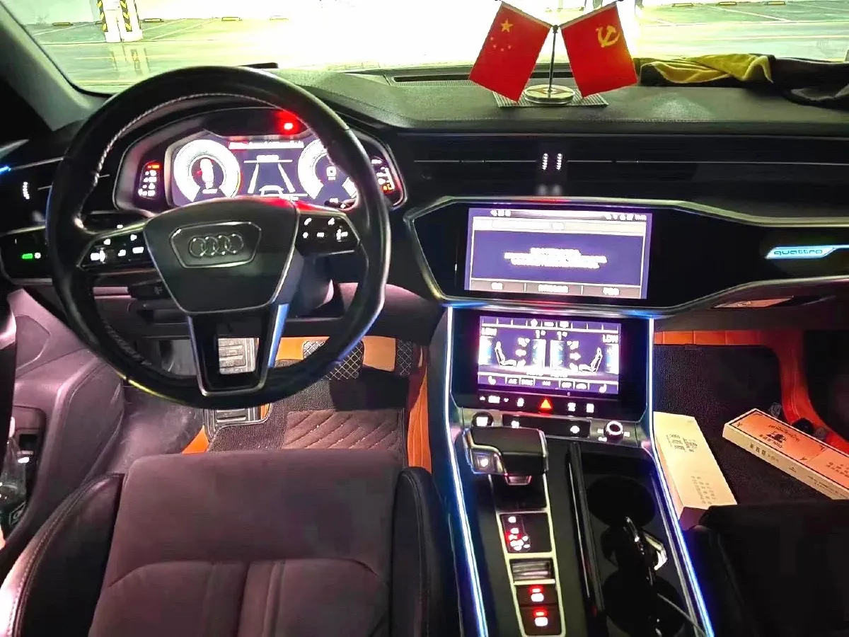 2021 Audi A6L 2.0T 224HP L4 7DCT,autocango,china used car exporter,china ev exporter,chinese used car exporter,chinese used ev exporter