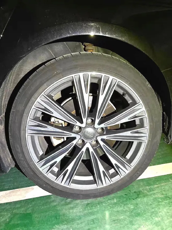 2021 Audi A6L 2.0T 224HP L4 7DCT,autocango,china used car exporter,china ev exporter,chinese used car exporter,chinese used ev exporter