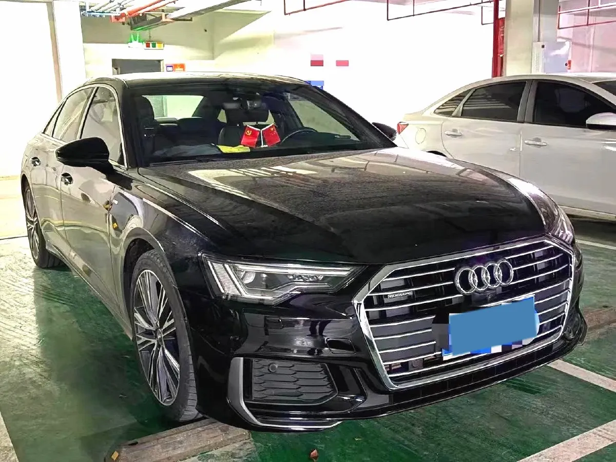 2021 Audi A6L 2.0T 224HP L4 7DCT,autocango,china used car exporter,china ev exporter,chinese used car exporter,chinese used ev exporter