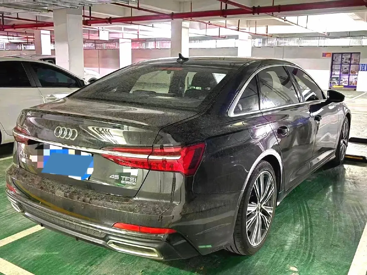 2021 Audi A6L 2.0T 224HP L4 7DCT,autocango,china used car exporter,china ev exporter,chinese used car exporter,chinese used ev exporter