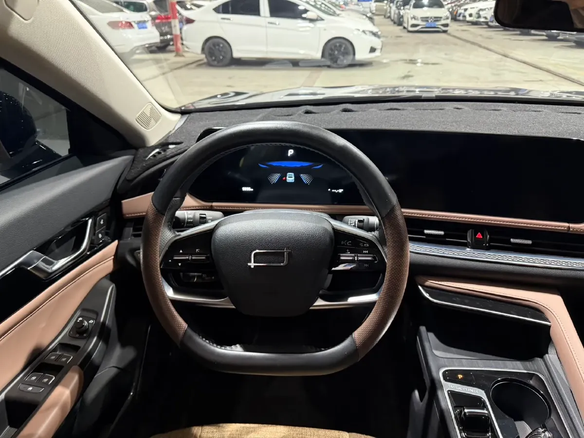 2025 Bestune B70 1.5T 169HP L4 7DCT,autocango,china used car exporter,china ev exporter,chinese used car exporter,chinese used ev exporter