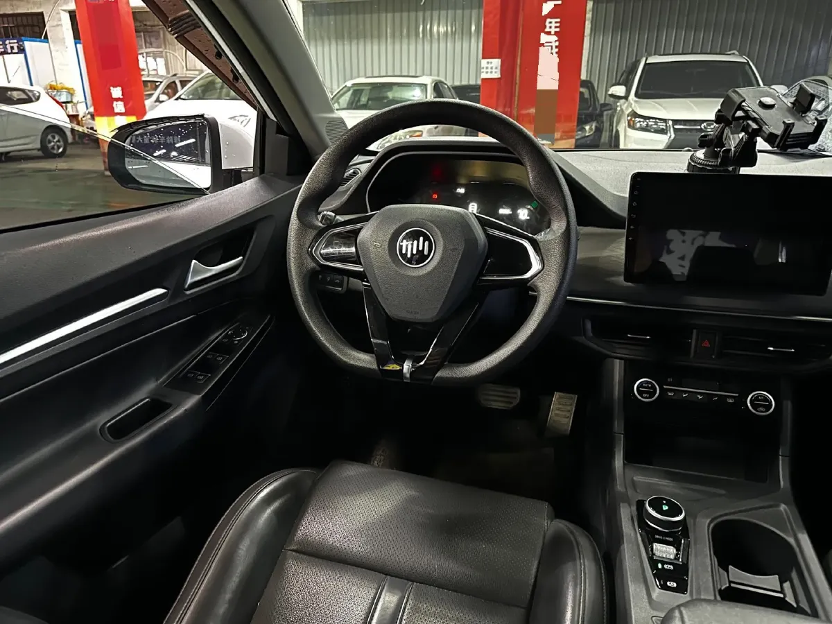 2021 Weltmeister E.5 BEV 49.92KWH,autocango,china used car exporter,china ev exporter,chinese used car exporter,chinese used ev exporter