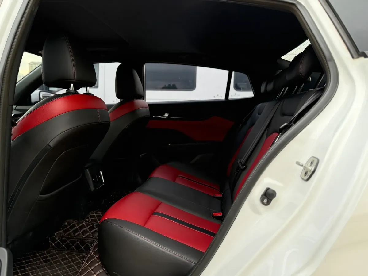 2020 DongFeng Aeolus YiXuan 1.5T 150HP L4 6DCT,autocango,china used car exporter,china ev exporter,chinese used car exporter,chinese used ev exporter