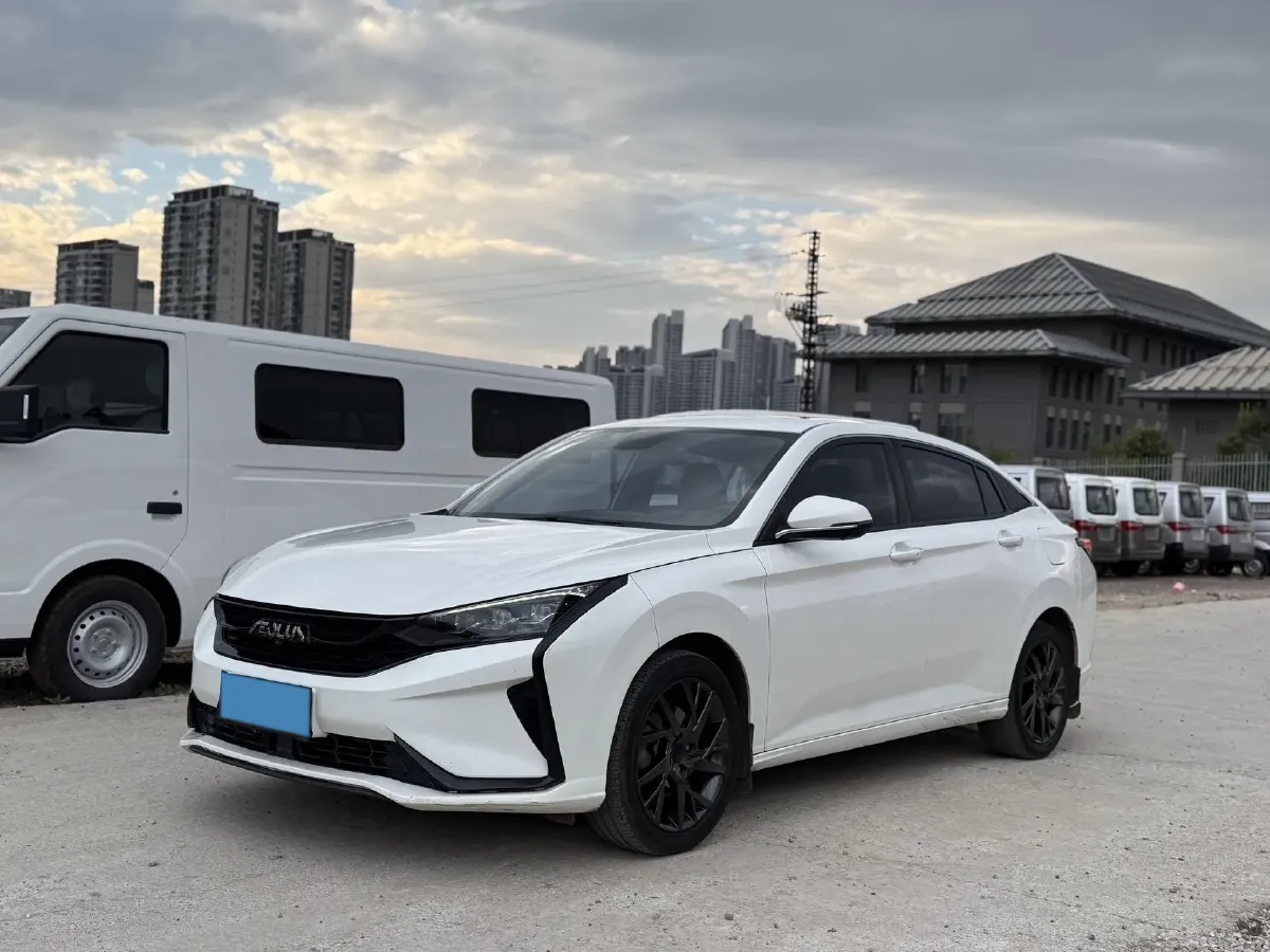 2020 DongFeng Aeolus YiXuan 1.5T 150HP L4 6DCT,autocango,china used car exporter,china ev exporter,chinese used car exporter,chinese used ev exporter