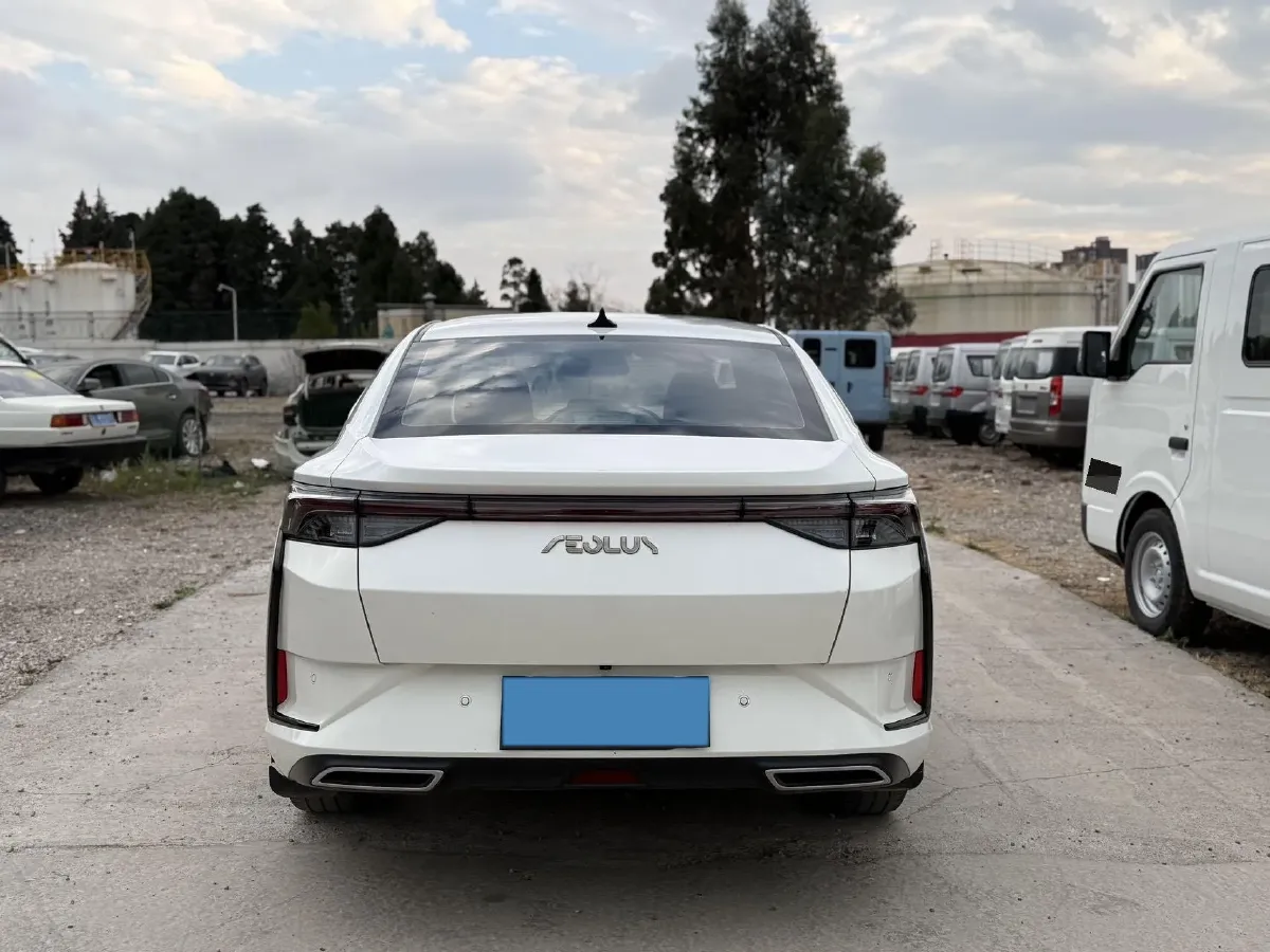 2020 DongFeng Aeolus YiXuan 1.5T 150HP L4 6DCT,autocango,china used car exporter,china ev exporter,chinese used car exporter,chinese used ev exporter