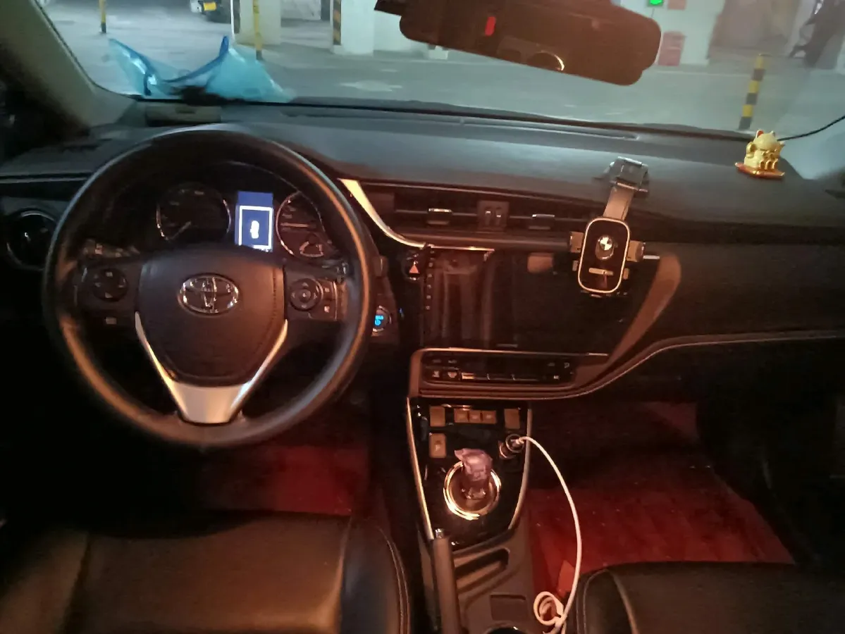 2020 Toyota Corolla Hybird E+ 1.8L 99HP L4 E-CVT PHEV 10.5KWH,autocango,china used car exporter,china ev exporter,chinese used car exporter,chinese used ev exporter