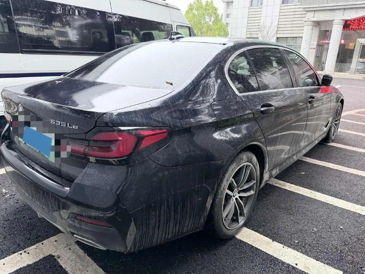 2021 BMW 5 Series 2.0T 184HP L4 8AT PHEV 17.7KWH,autocango,china used car exporter,china ev exporter,chinese used car exporter,chinese used ev exporter