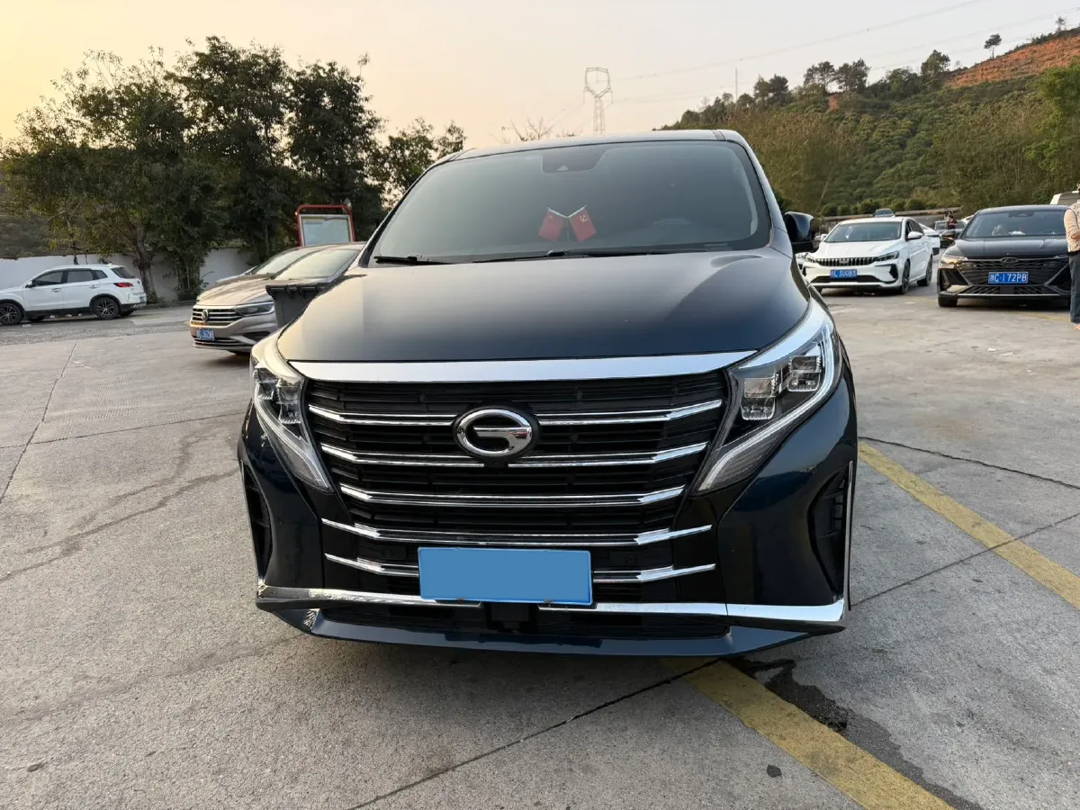 2021 GAC Trumpchi M8 2.0T 252HP L4 8AT,autocango,china used car exporter,china ev exporter,chinese used car exporter,chinese used ev exporter